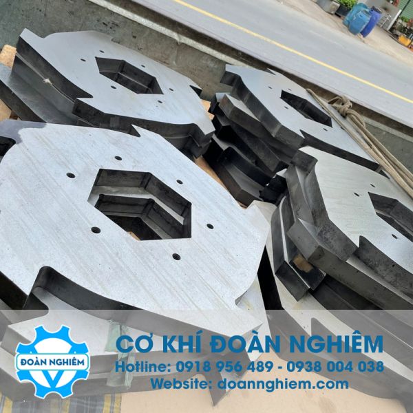 Dao máy nghiền rác